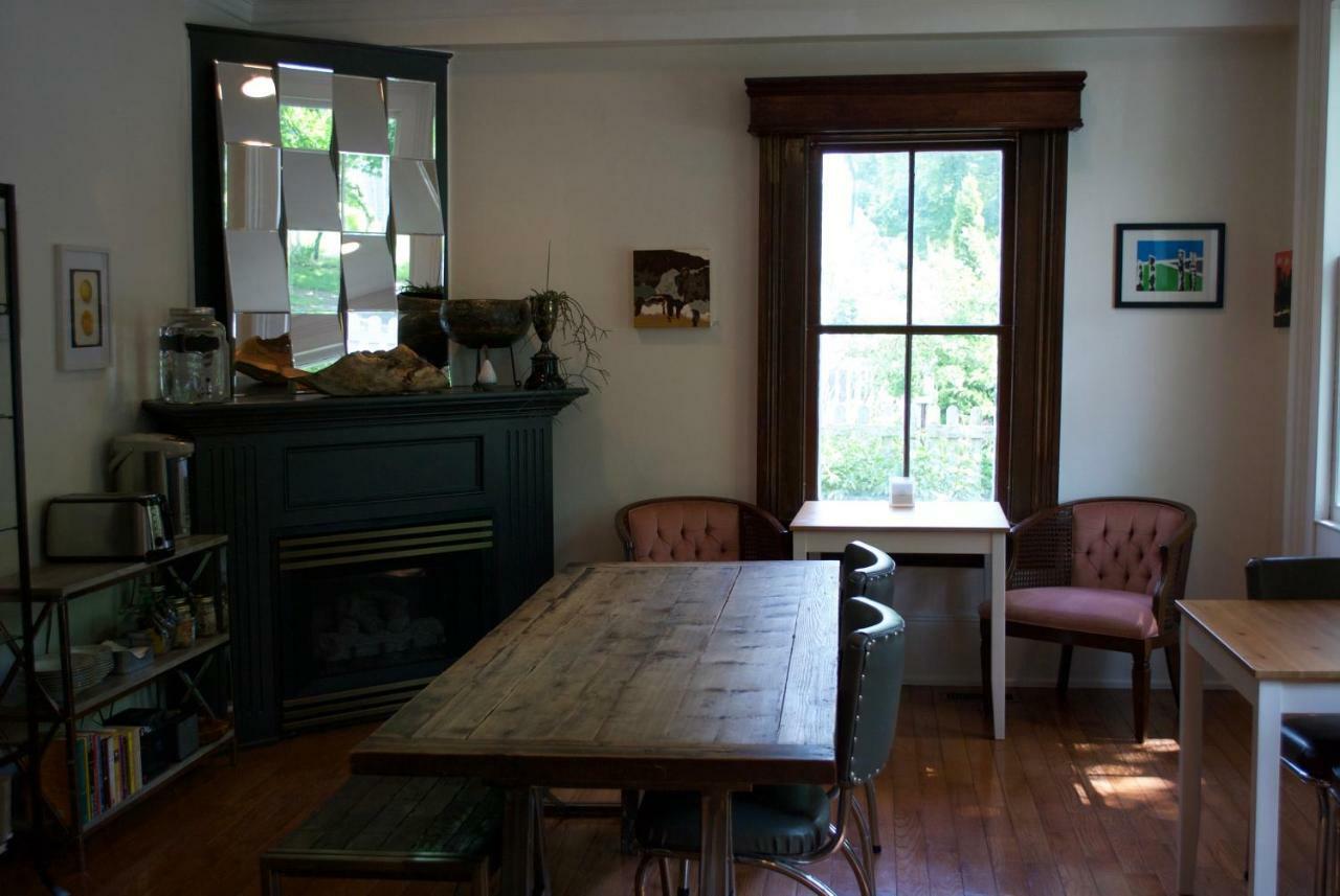 Queen Regent Bed & Breakfast Niagara-on-the-Lake Exterior photo